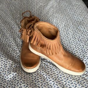 Free People Tan Leather Destressed Moccasin Sneaker Boot 7  37